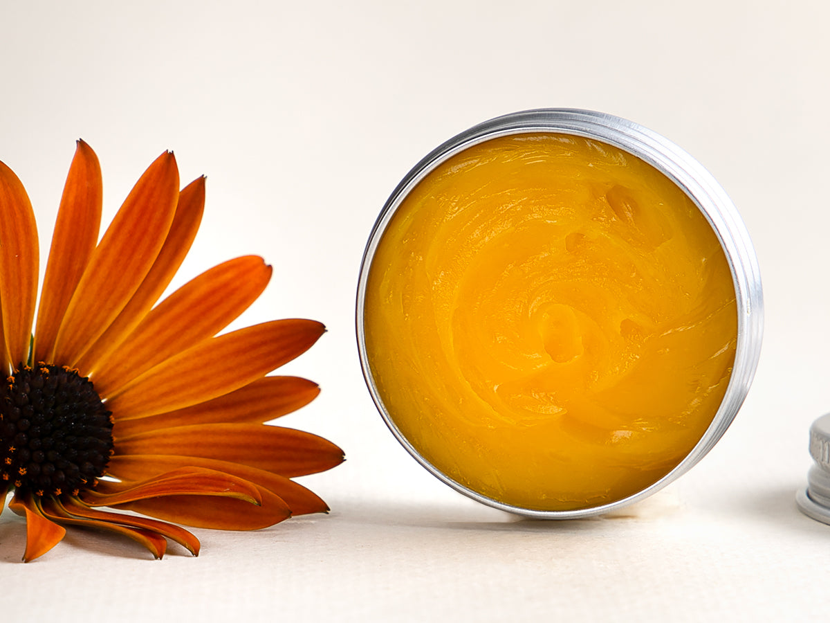 Whipped lip balm with calendula oil, sea buckthorn oil and orange. 