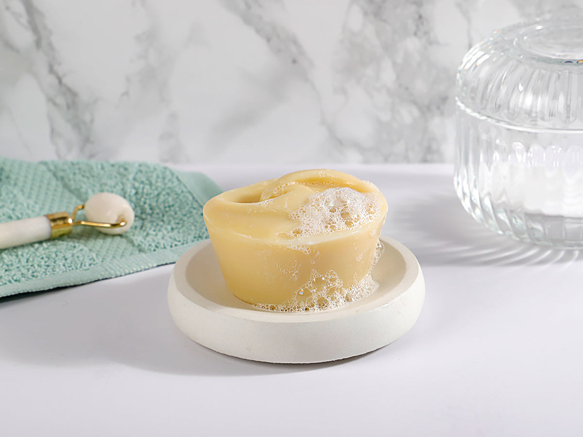 Our Daily Milk natural soap for sensitive skin with coconut milk and extra virgin olive oil.