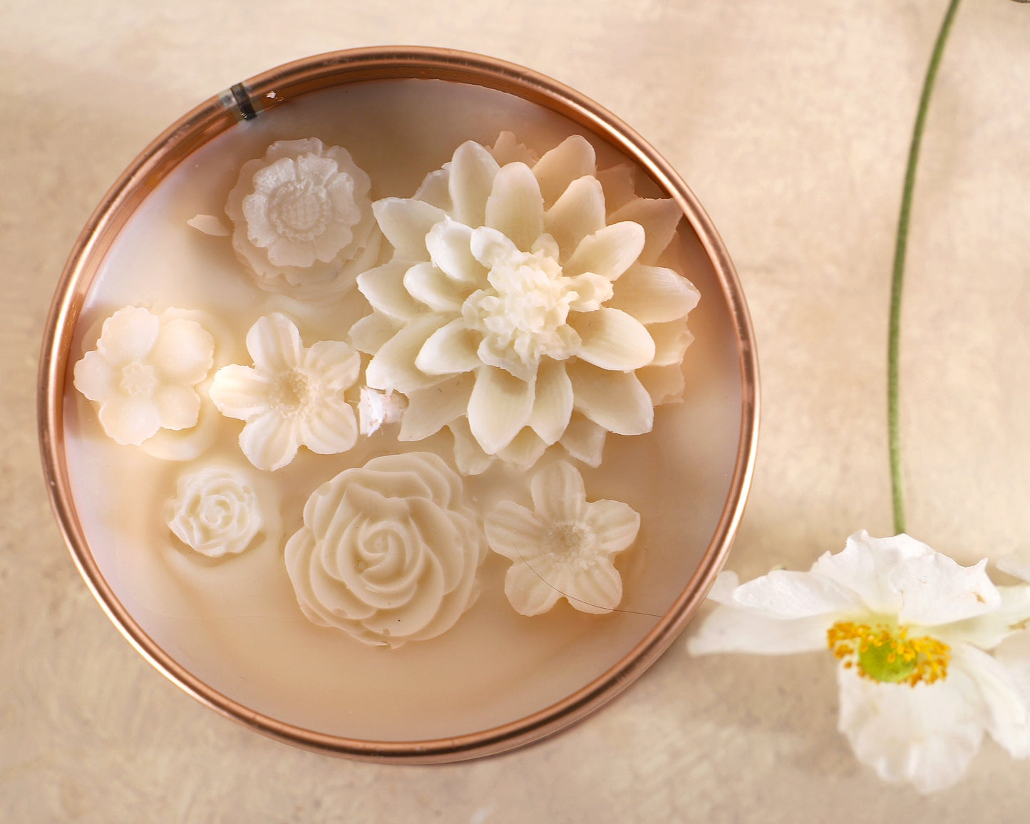 SEASIDE GARDEN Natural Soy Wax Candle