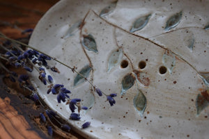 Handmade ceramic soap dish MEADOW with hand-pressed leaves